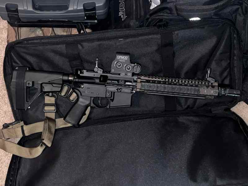 Daniel Defense MK18 complete upper