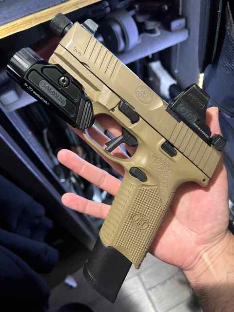 Fn 509 Tactical Fde w/Extras