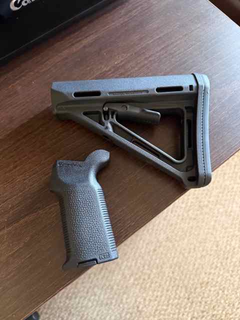 Magpul MOE Carbine stock and K2 grip
