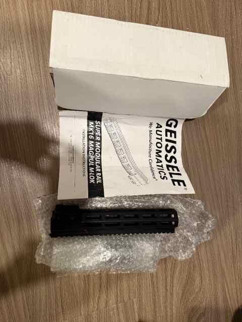 Like new Geissele blk 10.5 super modular rail 