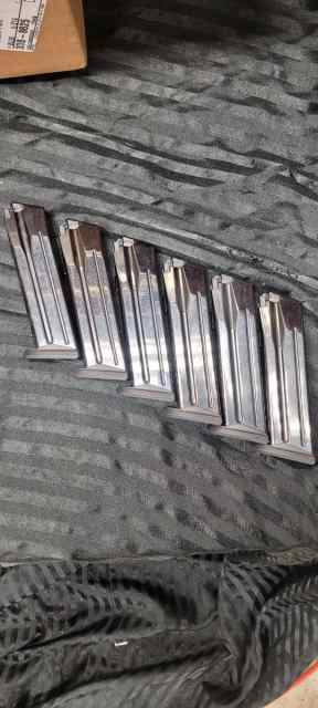 Beretta apx magazines 