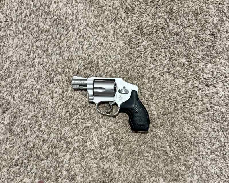 S&amp;W 642 airweight 38spl + P TRADE 