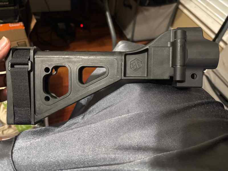 SB Tactical MP5 folding brace - SBT5