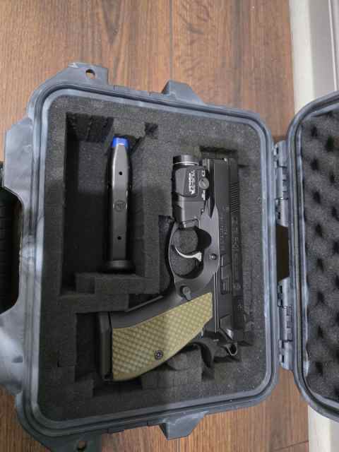 CZ P-01 CGW