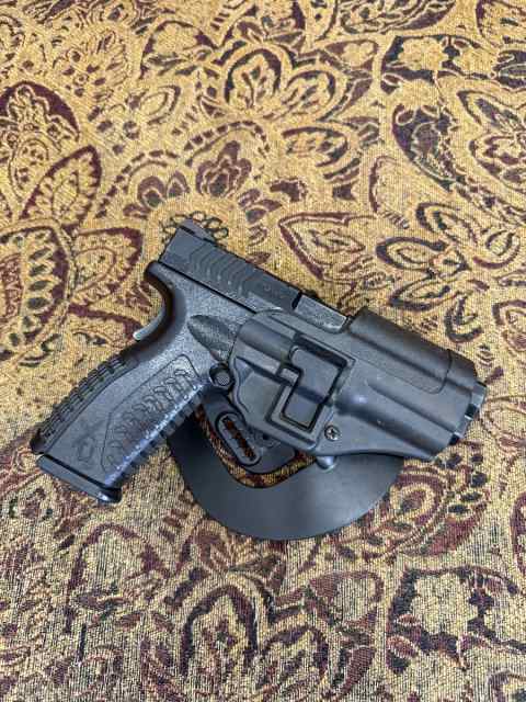 Springfield Armory XDm 40 4.5” 