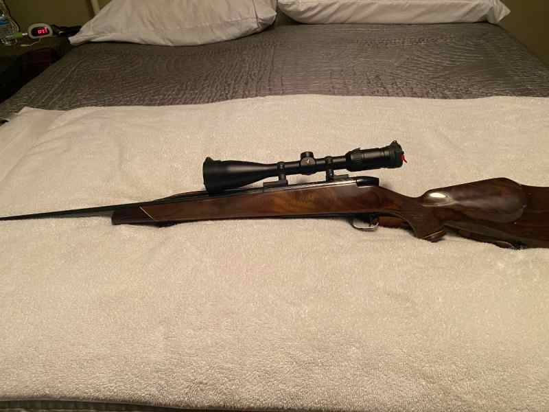 Weatherby Mark V 270 mag w/Swarovski scope