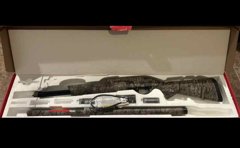 NEW IN BOX - Winchester SXP 12 GA
