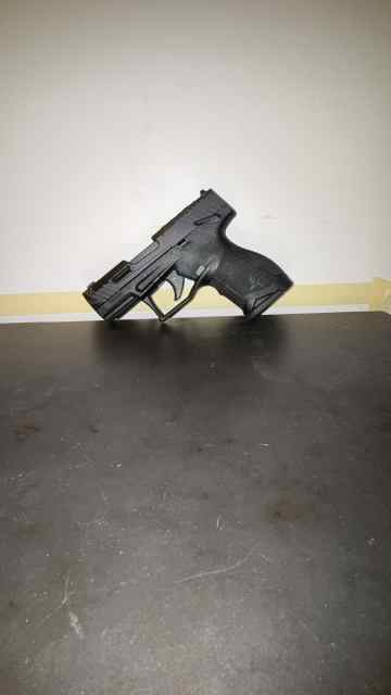 Taurus TX22 
