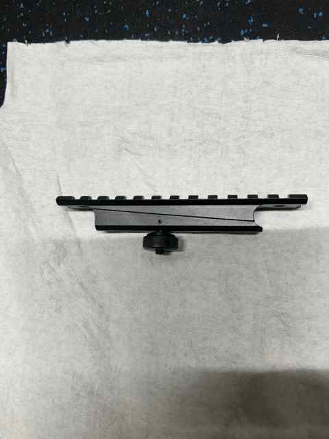 Carry handle pictatinny rail mount
