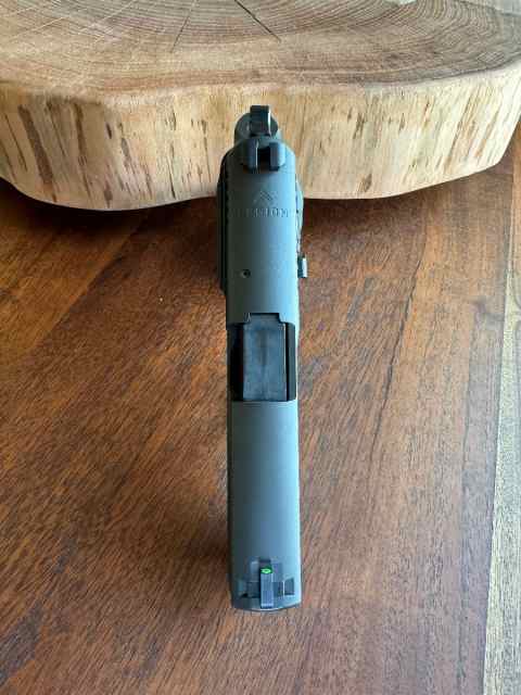 Sig Sauer P229 Legion