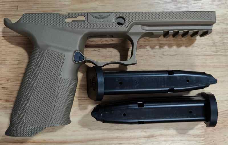 Icarus Precision Large Grip Frame, Armory Craft