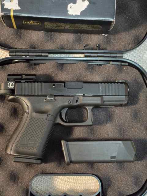 Glock Gen 5 w/ Leupold Red Dot