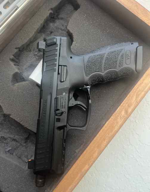 Heckler and Koch VP9 Tactical OR 9mm 