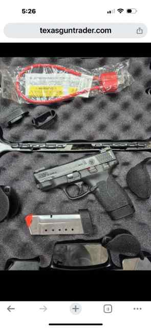 Smith &amp; Wesson .45acp compact M&amp;P 2.0