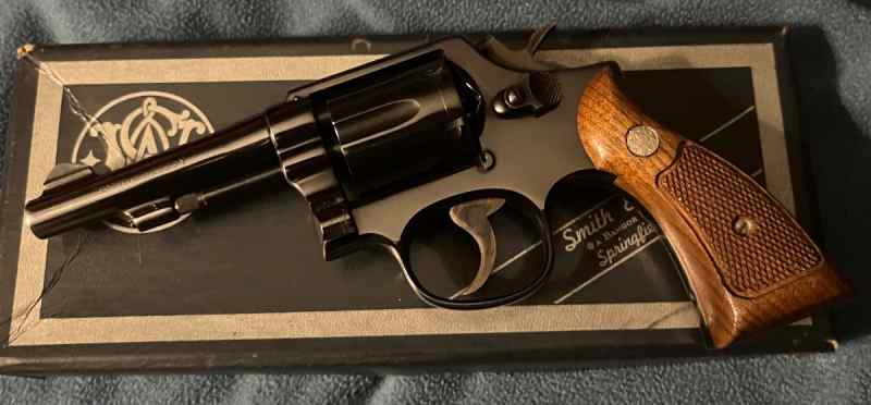 S&amp;W Model 10-5 .38 Special