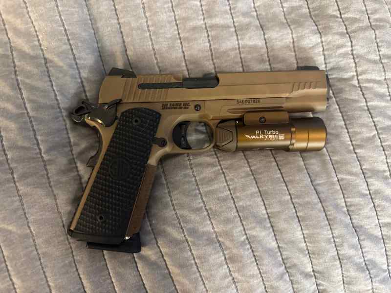 SIG emperor scorpion 1911
