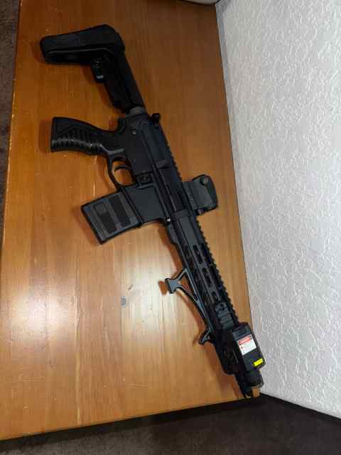 AR Pistol (10.5 In)