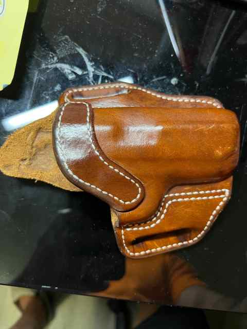 Azusa leather holster 938